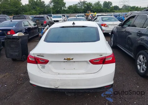 2016 Chevrolet Malibu Ls z USA, uszkodzony, nr VIN 1G1ZB5ST8GF342947